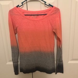 american eagle long sleeve tee